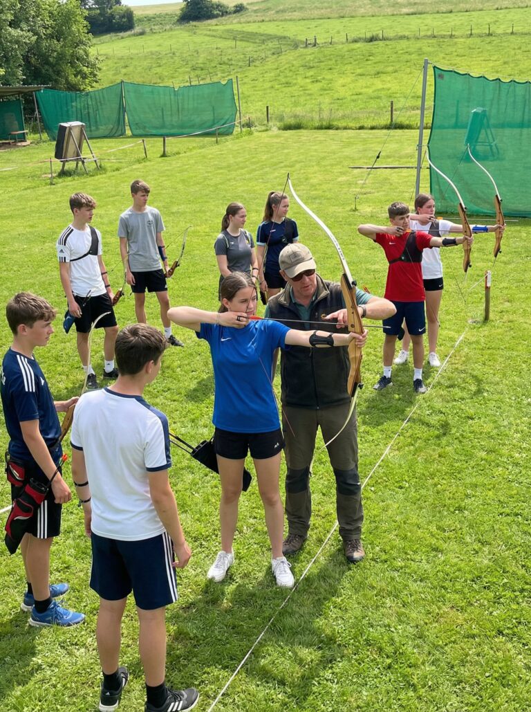 Aféierung an d’Bouschéissen